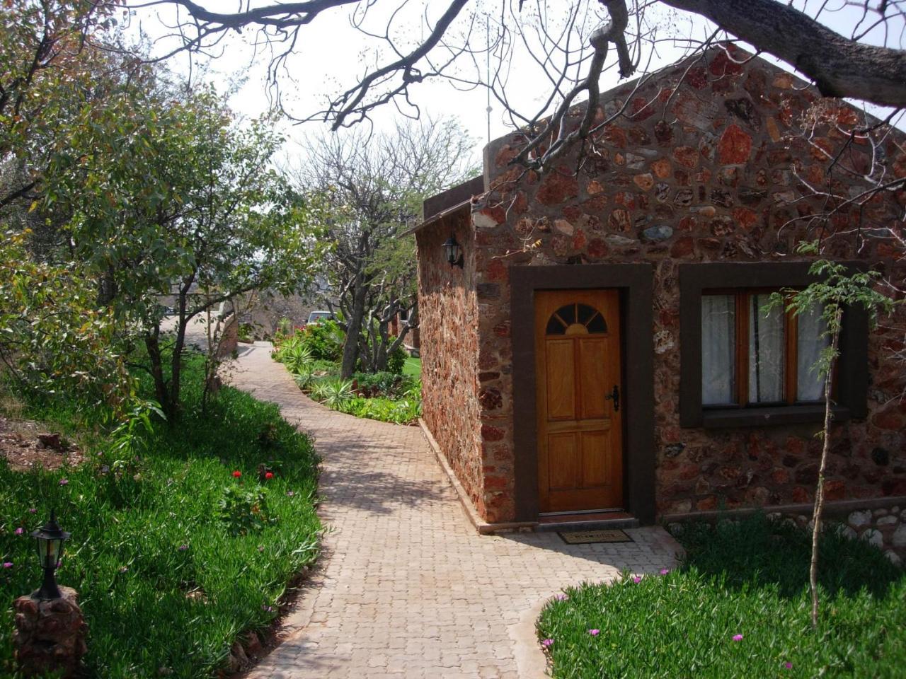 Onduri Lodge Outjo Kültér fotó